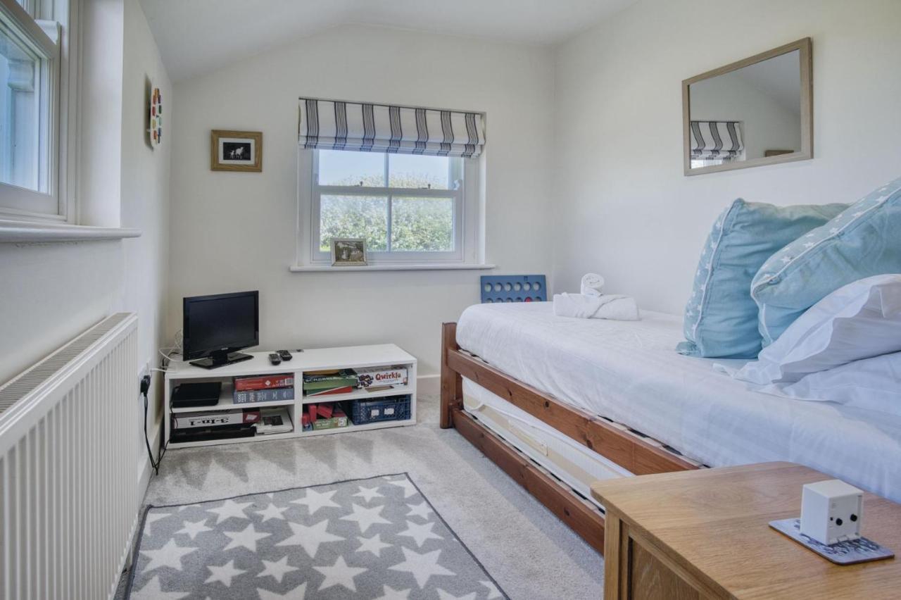 Dollars - 4 Bedroom - Llangennith