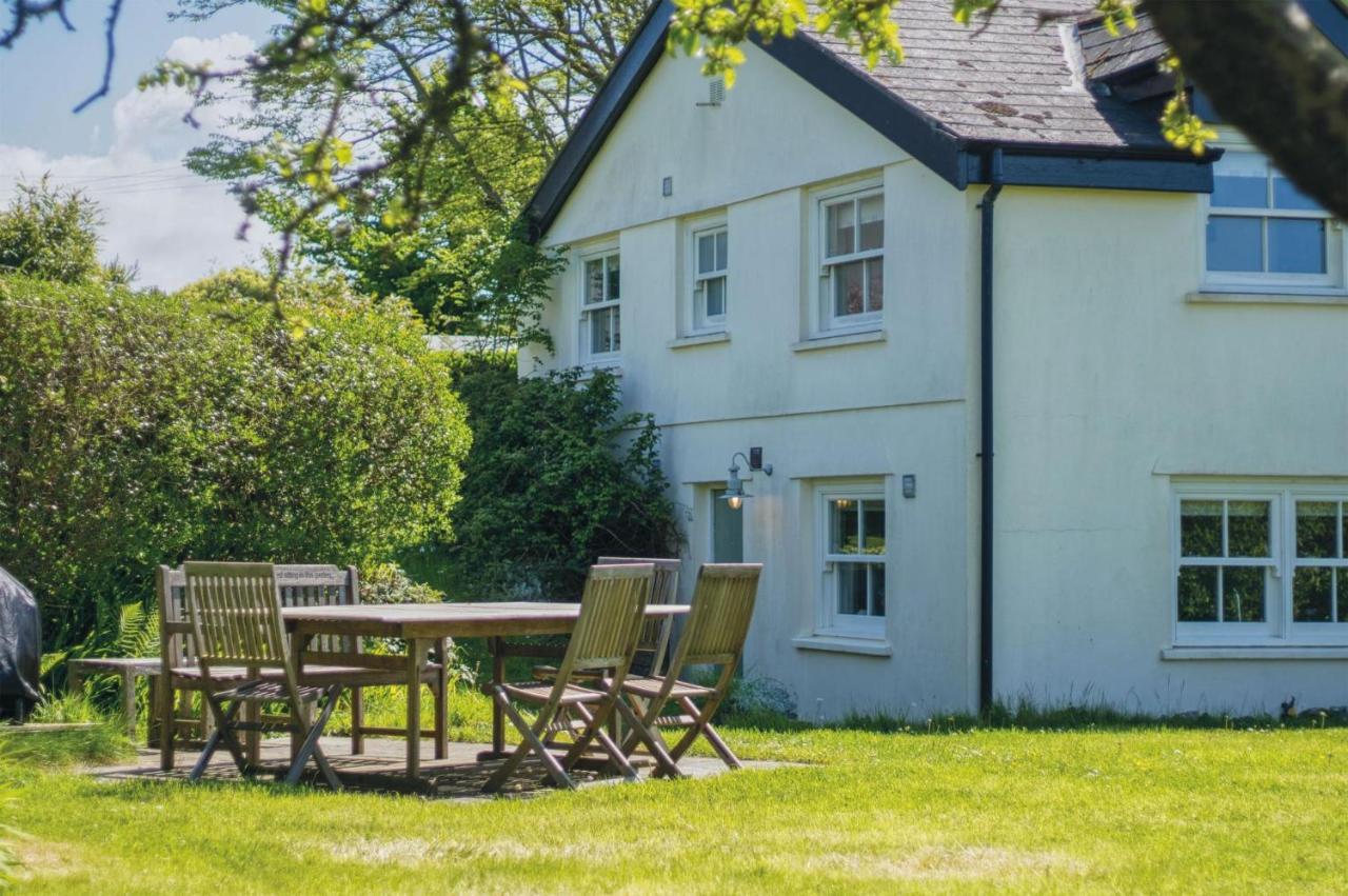 Dollars - 4 Bedroom - Holiday home