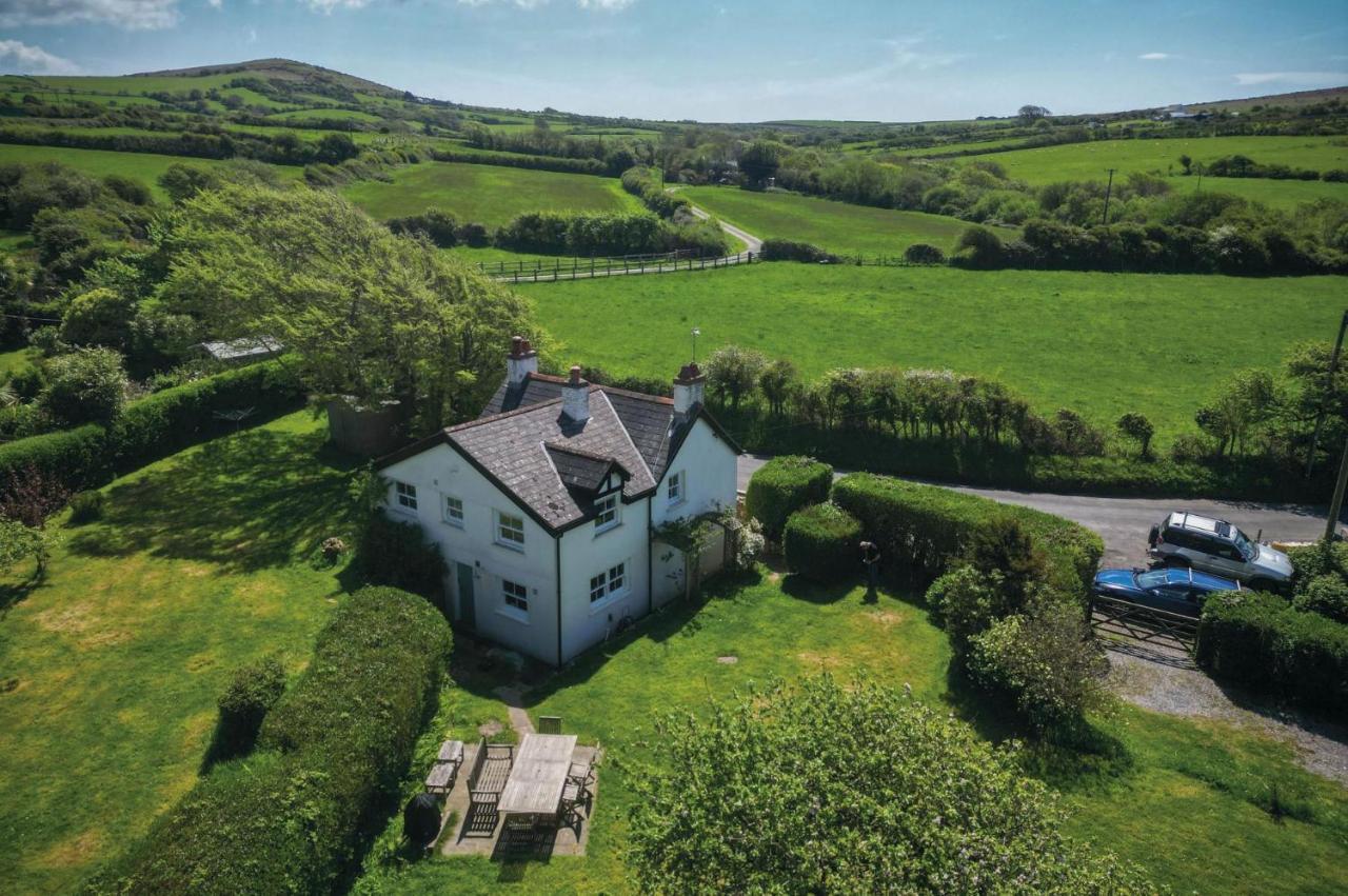 Dollars - 4 Bedroom - Holiday home