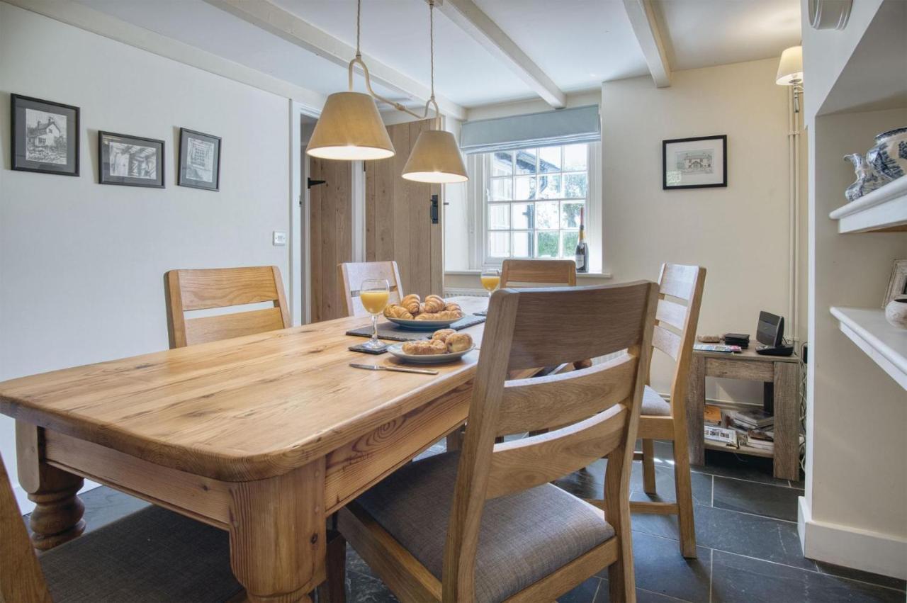 Dollars - 4 Bedroom - Holiday home