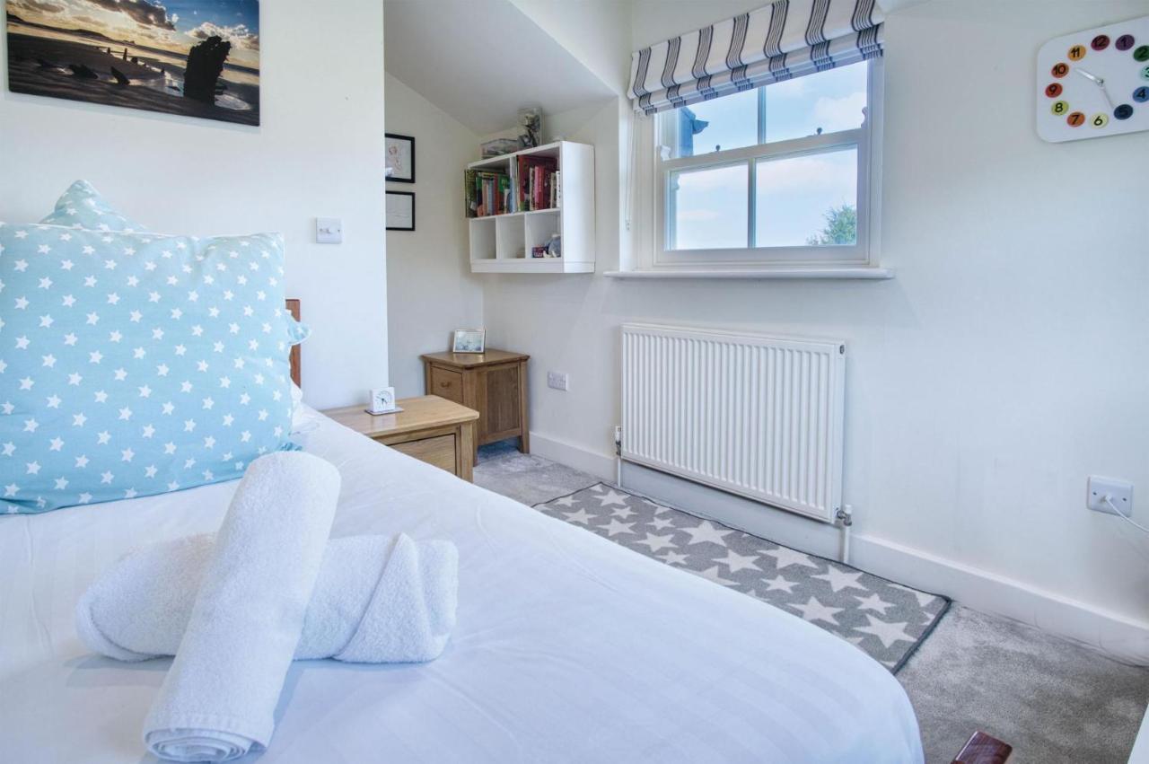 Dollars - 4 Bedroom - Llangennith