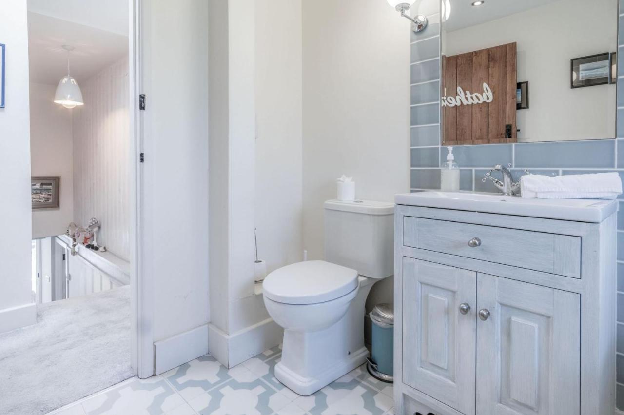 Dollars - 4 Bedroom -