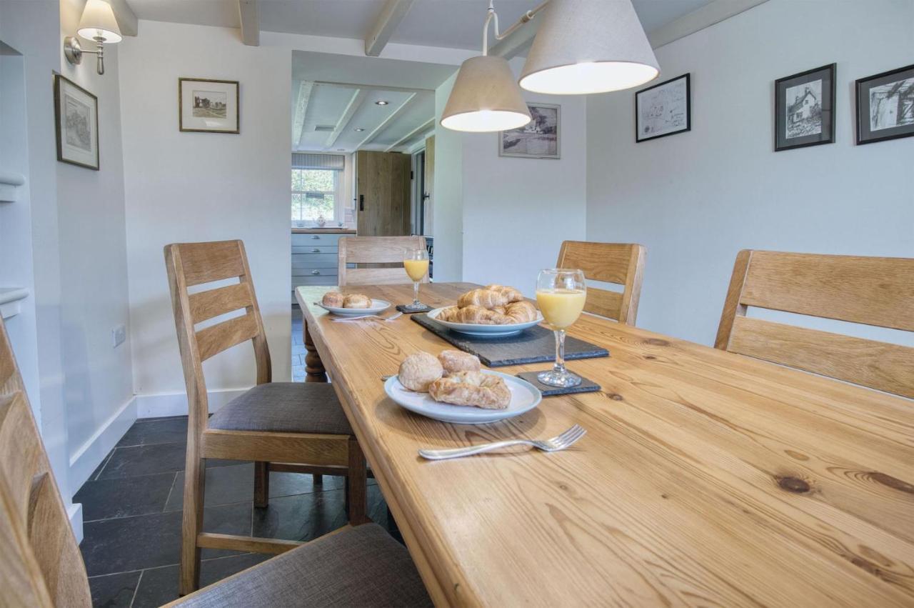 Holiday home Dollars - 4 Bedroom - *